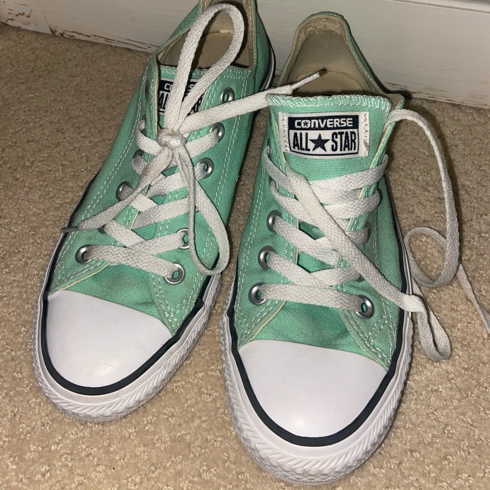Mint green converse